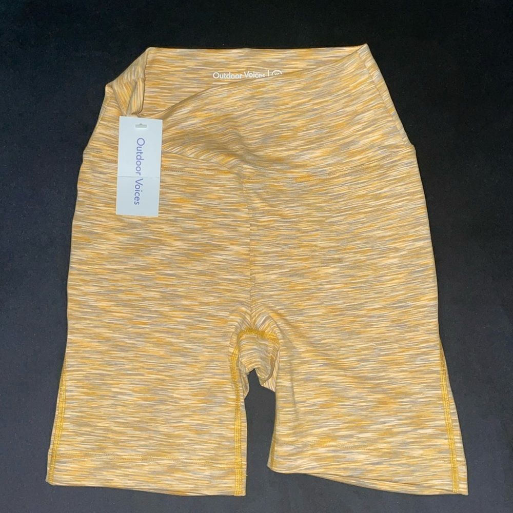 NWT Outdoor voices yellow orange gym 7 inch exercise workout sculpting shorts XS - Picture 2 of 6